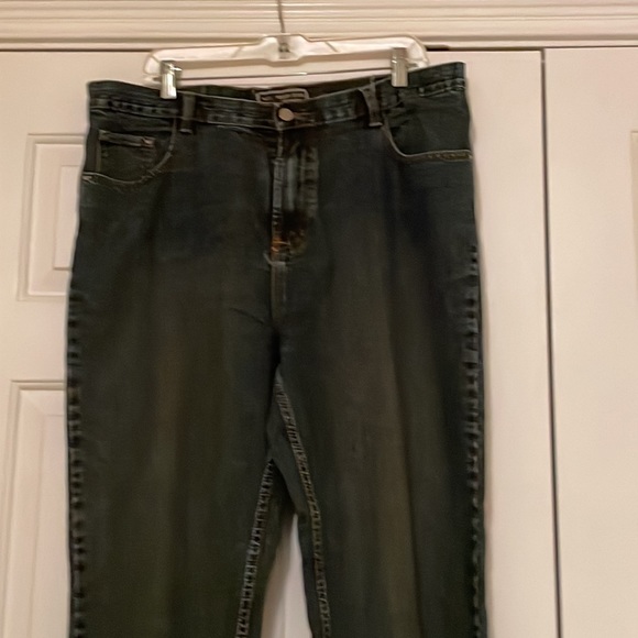 Armani Jeans - Picture 2 of 12